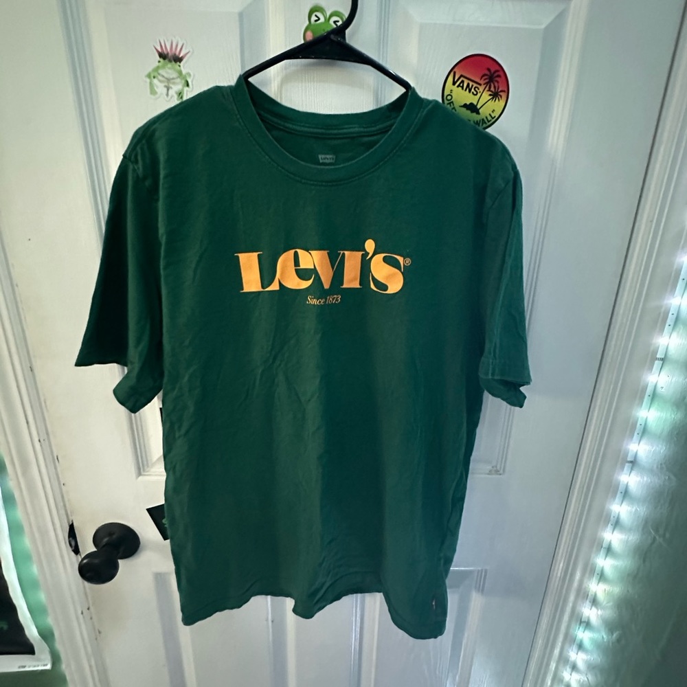 Green Levi’s T-Shirt